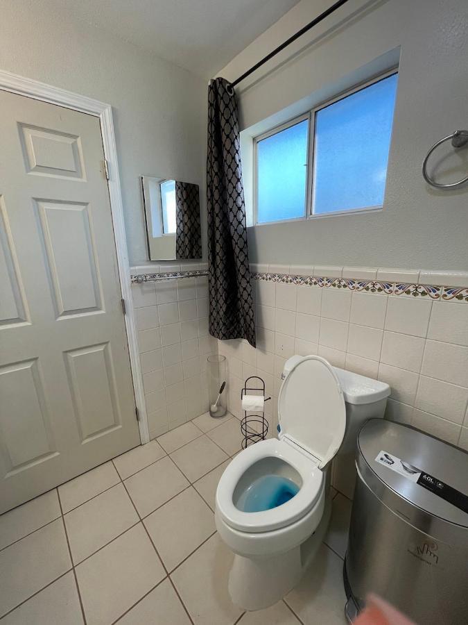 Private Room In Los Angeles With Wifi, Tv, And View Of Hollywood Sign & Shared Kitchen Exterior photo